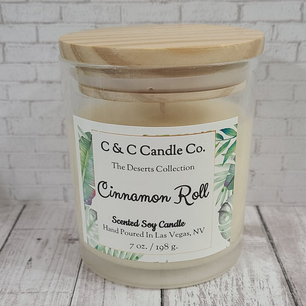 Cinnamon Roll Scented Candle | Soy Wax Candle | Clear Glass Jar with Wood Lid | Hand poured | Great Gift | Deliciously Scented Candle